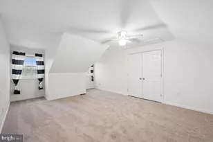 86 Louis James Ct, Upper Chichester, PA 19014 - Photo 17