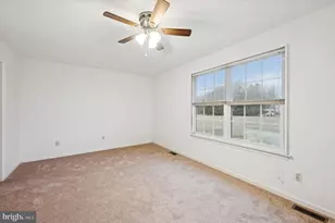 86 Louis James Ct, Upper Chichester, PA 19014 - Photo 15