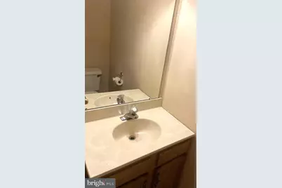 86 Louis James Court #86, Upper Chichester, PA 19014 - Photo 5