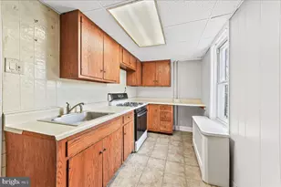 1024 E 18th St, Chester, PA 19013 - Photo 11