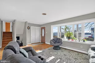 2360 Clearview Ln, Aston, PA 19014 - Photo 3