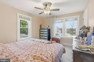 810 Pleasant Ave, Upper Chichester, PA 19061 - Photo 9