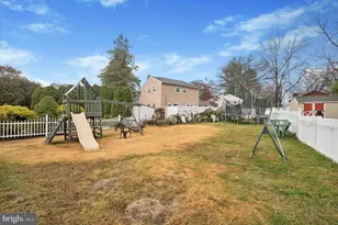 42 Colonial Dr, Havertown, PA 19083 - Photo 25