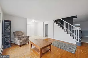 42 Colonial Dr, Havertown, PA 19083 - Photo 5