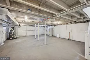 1352 Elmwood Ave, Sharon Hill, PA 19079 - Photo 17