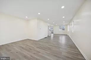 1352 Elmwood Ave, Sharon Hill, PA 19079 - Photo 3