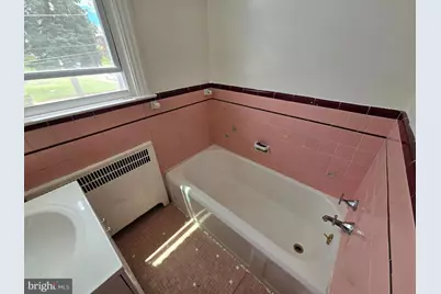 201 Saint Laurence Road, Upper Darby, PA 19082 - Photo 29