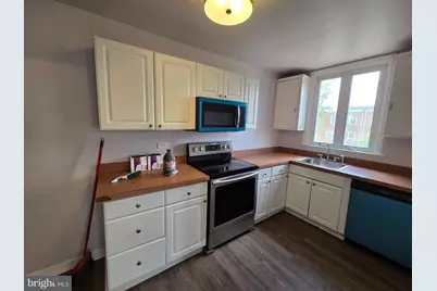 201 Saint Laurence Road, Upper Darby, PA 19082 - Photo 13