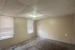 104 S 3rd St, Darby, PA 19023 - Photo 13