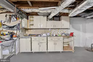 111 E Oak Ln, Glenolden, PA 19036 - Photo 31