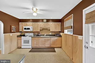 111 E Oak Ln, Glenolden, PA 19036 - Photo 15