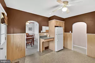 111 E Oak Ln, Glenolden, PA 19036 - Photo 19