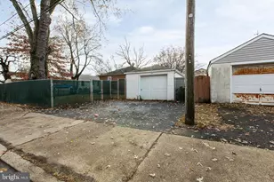 111 E Oak Ln, Glenolden, PA 19036 - Photo 43