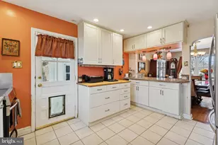 145 Merrybrook Dr, Havertown, PA 19083 - Photo 11