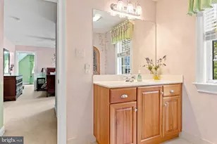 365 Arbor Cir, Media, PA 19063 - Photo 47