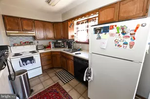 232 Long Ln, Upper Darby, PA 19082 - Photo 13