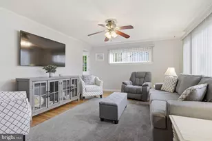 916 Brooke Ave, Morton, PA 19070 - Photo 3