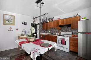 11 Mill St, Darby, PA 19023 - Photo 23