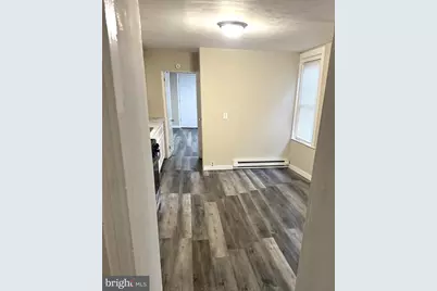 425 Highland Avenue #A, Chester, PA 19013 - Photo 5