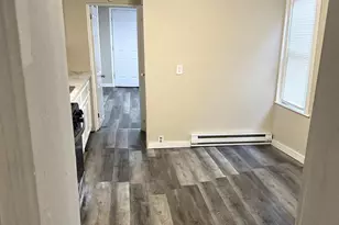 425 Highland Ave, Chester, PA 19013 - Photo 5