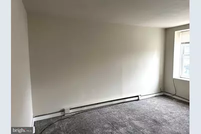 425 Highland Avenue #B, Chester, PA 19013 - Photo 11