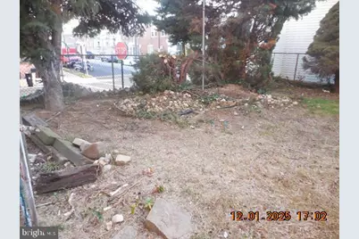 1224 E 11th Street, Crum Lynne, PA 19022 - Photo 5