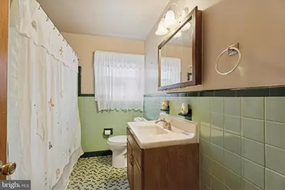 301 S New Ardmore Avenue, Broomall, PA 19008 - Photo 7