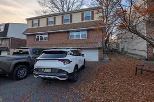 646 Country Ln, Morton, PA 19070 - Photo 1