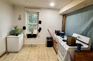 2535 Lindsay St, Chester, PA 19013 - Photo 9