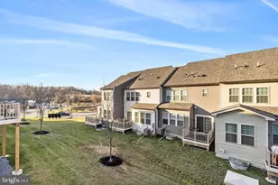 348 Milton Stamp Dr, Glen Mills, PA 19342 - Photo 33