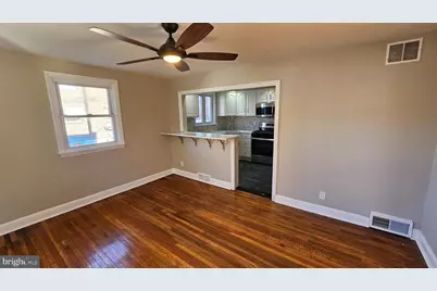 825 Laurel Road, Lansdowne, PA 19050 - Photo 9