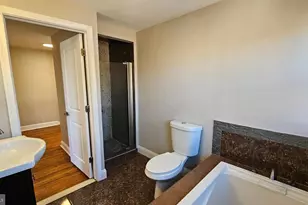 825 Laurel Rd, Lansdowne, PA 19050 - Photo 25