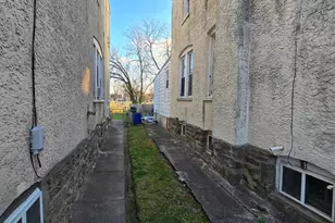 319 E 20th St, Chester, PA 19013 - Photo 3