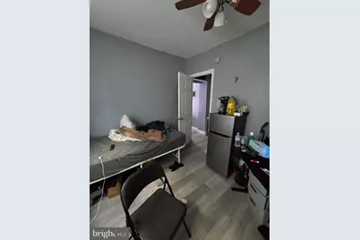 319 E 20th Street, Chester, PA 19013 - Photo 17