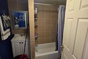 319 E 20th St, Chester, PA 19013 - Photo 23