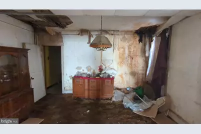 321 Tilghman Street, Chester, PA 19013 - Photo 11