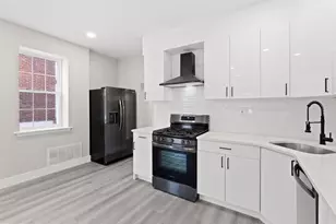 28 S 12th St, Darby, PA 19023 - Photo 11