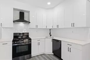 28 S 12th St, Darby, PA 19023 - Photo 9