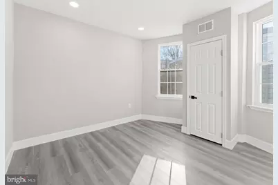 28 S 12th Street, Darby, PA 19023 - Photo 17