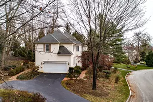 12 Chalous Ln, Villanova, PA 19085 - Photo 3