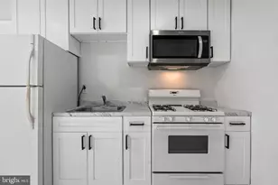 25 N Pennock Ave, Upper Darby, PA 19082 - Photo 7