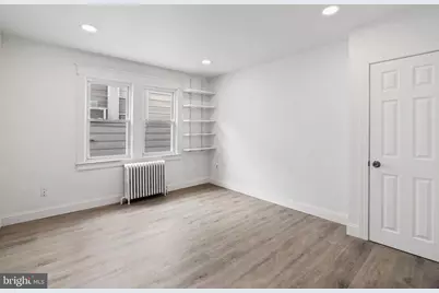 25 N Pennock Avenue, Upper Darby, PA 19082 - Photo 11