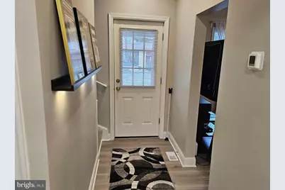 404 W Wayne Avenue, Wayne, PA 19087 - Photo 9