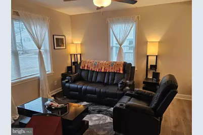 404 W Wayne Avenue, Wayne, PA 19087 - Photo 11