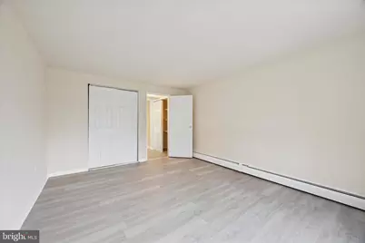 100 E Glenolden Avenue #D-17, Glenolden, PA 19036 - Photo 11