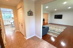 639 Heather Ln, Bryn Mawr, PA 19010 - Photo 3