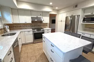 639 Heather Ln, Bryn Mawr, PA 19010 - Photo 11