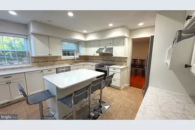 639 Heather Lane, Bryn Mawr, PA 19010 - Photo 9