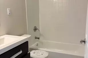 402 Colwyn Ave, Darby, PA 19023 - Photo 21