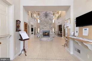 113 Dresner Cir, Boothwyn, PA 19061 - Photo 3